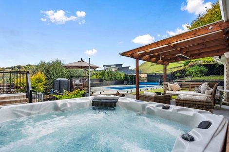 Photo of property in 6 Cumberland Rise, Taradale, Napier, 4112