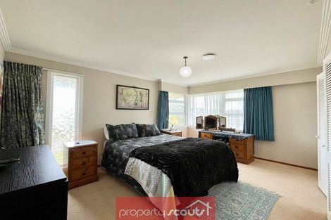 Photo of property in 9 Montana Place, Merrilands, New Plymouth, 4312