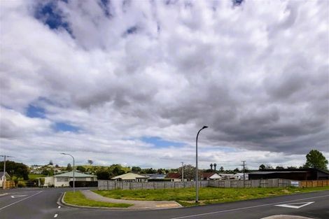 Photo of property in 1 Oranmore Crescent, Paeroa, 3600