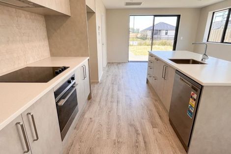 Photo of property in 17 Navarra Road, Halswell, Christchurch, 8025