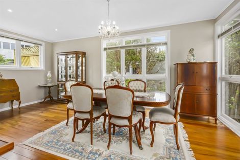 Photo of property in 36 Mana View Road, Paremata, Porirua, 5026