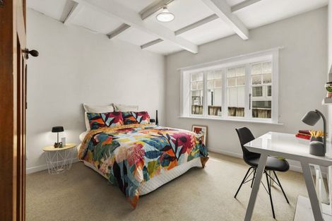 Photo of property in 35 Raroa Road, Kelburn, Wellington, 6012