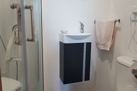 Photo of property in 19 Timaru Road, Waimate, 7924