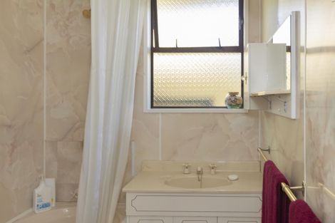 Photo of property in 73 Stuart Street, Holmes Hill, Oamaru, 9401