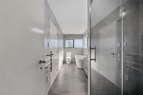 Photo of property in 1 Dalmahoy Place, Wattle Downs, Auckland, 2103