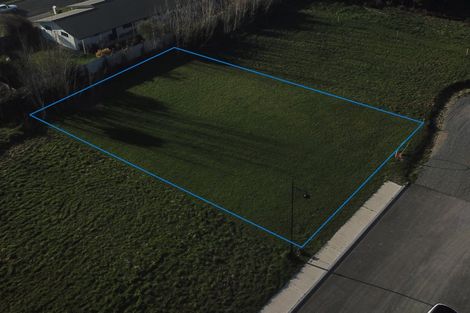 Photo of property in 23 Kakariki Crescent, Carterton, 5713