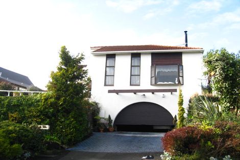 Photo of property in 17 Bengal Drive, Cashmere, Christchurch, 8022