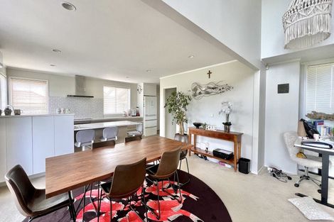 Photo of property in 24 Seneca Court, Golflands, Auckland, 2013