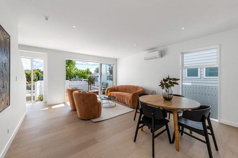 Photo of property in 1b Maranui Avenue, Point Chevalier, Auckland, 1022