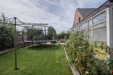 Photo of property in 20 Saint Leonards Road, Temuka, 7920