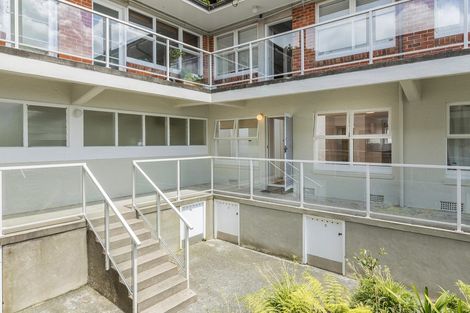 Photo of property in 3/171 Tamaki Drive, Kohimarama, Auckland, 1071