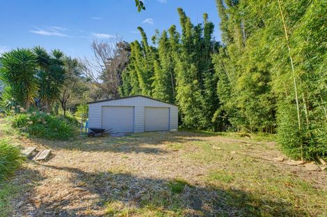 Photo of property in 10 Montaine Place, Maungaturoto, 0520