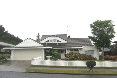 Photo of property in 116 Chelsea View Drive, Chatswood, Auckland, 0626