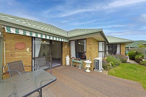 Photo of property in 52 Kintyre Drive, Broomfield, Christchurch, 8042