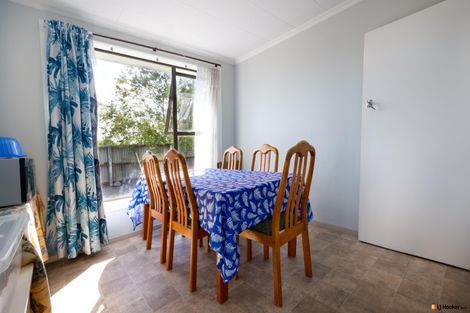 Photo of property in 15 Merrington Crescent, Aranui, Christchurch, 8061