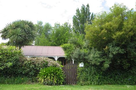Photo of property in 82 Rangiora Woodend Road, Woodend, 7610