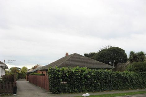 Photo of property in 2/170 Yaldhurst Road, Sockburn, Christchurch, 8042
