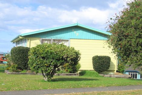 Photo of property in 113 Russell Bruce Place, Onemana, Whangamata, 3691