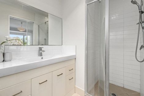 Photo of property in 9 Millington Place, Huntington Park, Auckland, 2013