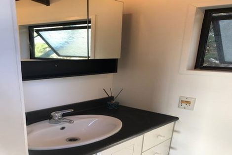 Photo of property in 642 Matapouri Road, Matapouri, Whangarei, 0173