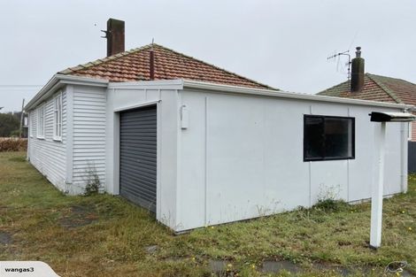 Photo of property in 19 Hulke Street, Foxton, 4814