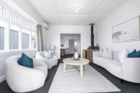 Photo of property in 100 Lemon Street, New Plymouth, 4312