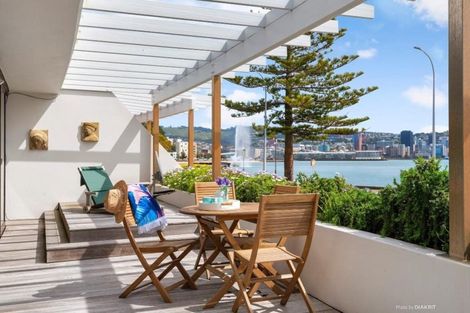 Photo of property in 1/328 Oriental Parade, Oriental Bay, Wellington, 6011