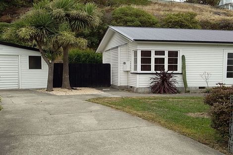 Photo of property in 18 Mccormacks Bay Road, Mount Pleasant, Christchurch, 8081