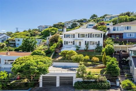 Photo of property in 25 Ashleigh Crescent, Miramar, Wellington, 6022