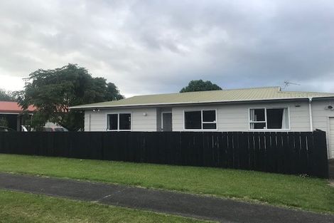 Photo of property in 3 Alpha Street, Papakura, 2110
