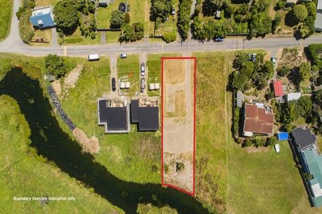 Photo of property in 38 Kapiti Lane, Otaki Beach, Otaki, 5512