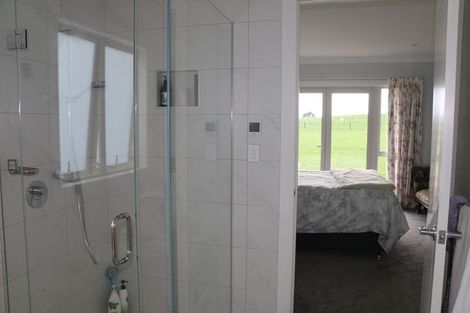 Photo of property in 3 Sands Road, Waiuku, 2681