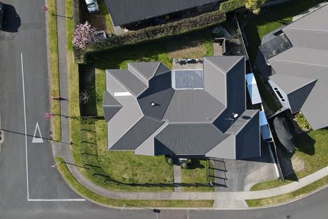 Photo of property in 23 Madison Street, Cambridge, 3434