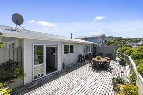 Photo of property in 7 Acacia Avenue, Maungaraki, Lower Hutt, 5010