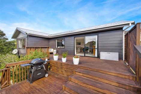Photo of property in 22a Hammond Avenue, Hatfields Beach, Orewa, 0931