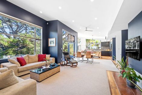 Photo of property in 84a Scott Road, Stanmore Bay, Whangaparaoa, 0932