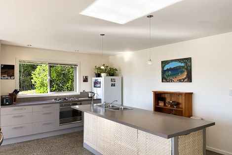 Photo of property in 36 Nyhane Drive, Ligar Bay, Takaka, 7183