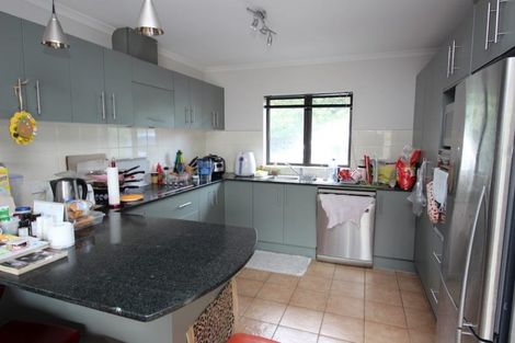 Photo of property in 13 Meridian Court, Oteha, Auckland, 0632