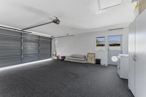 Photo of property in 8 Robertson Court, Cromwell, 9310