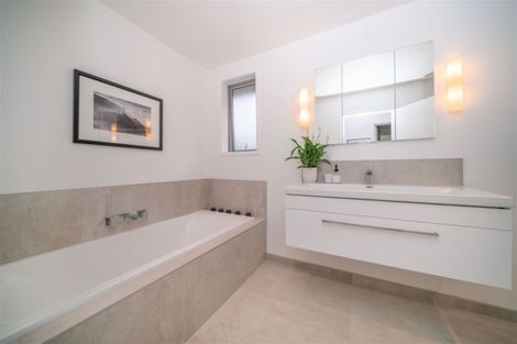 Photo of property in 23 Celia Street, Redcliffs, Christchurch, 8081