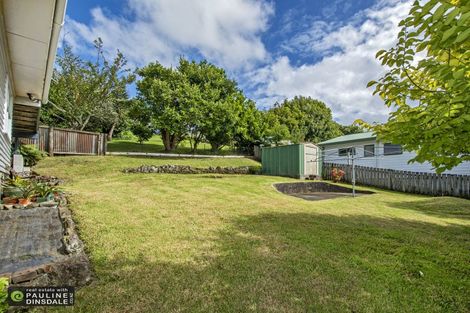 Photo of property in 11 Ogle Crescent, Te Kamo, Whangarei, 0112