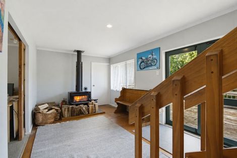 Photo of property in 102 Taylor Road, Waimauku, 0882