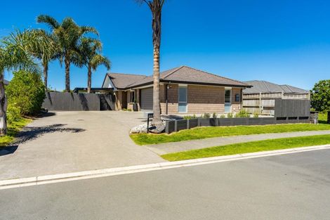 Photo of property in 21 Mariners Haven, One Tree Point, 0118