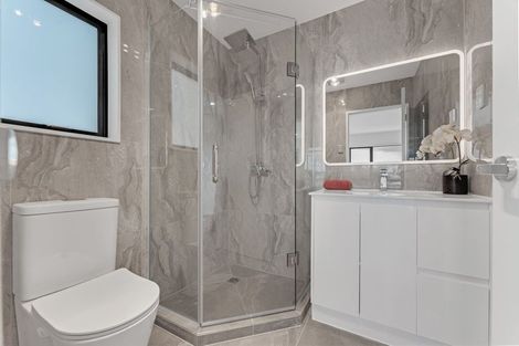 Photo of property in 14a York Road, Papatoetoe, Auckland, 2104