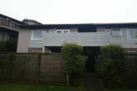 Photo of property in 2/126 Redwood Avenue, Tawa, Wellington, 5028