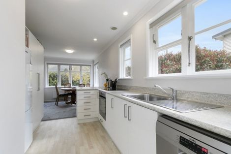 Photo of property in 15 Peel Place, Wainuiomata, Lower Hutt, 5014