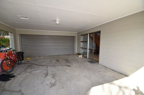 Photo of property in 24 Domain Crescent, Muriwai, Waimauku, 0881