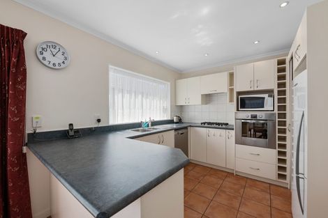 Photo of property in 17 Grenville Street, Waiwhetu, Lower Hutt, 5010