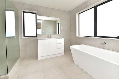 Photo of property in 245 West Hoe Heights, Orewa, 0931