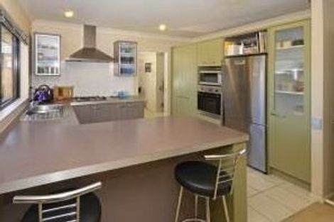 Photo of property in 33 Croftview Road, Wattle Downs, Auckland, 2103